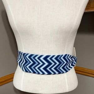 Bandi blue & white chevron Pocket Belt.